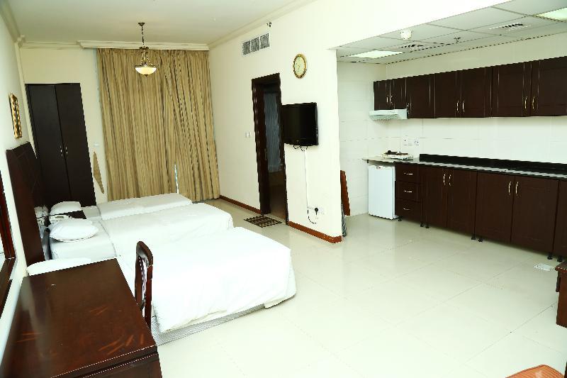 Golden Square Hotel Apartments Dubai Exterior foto